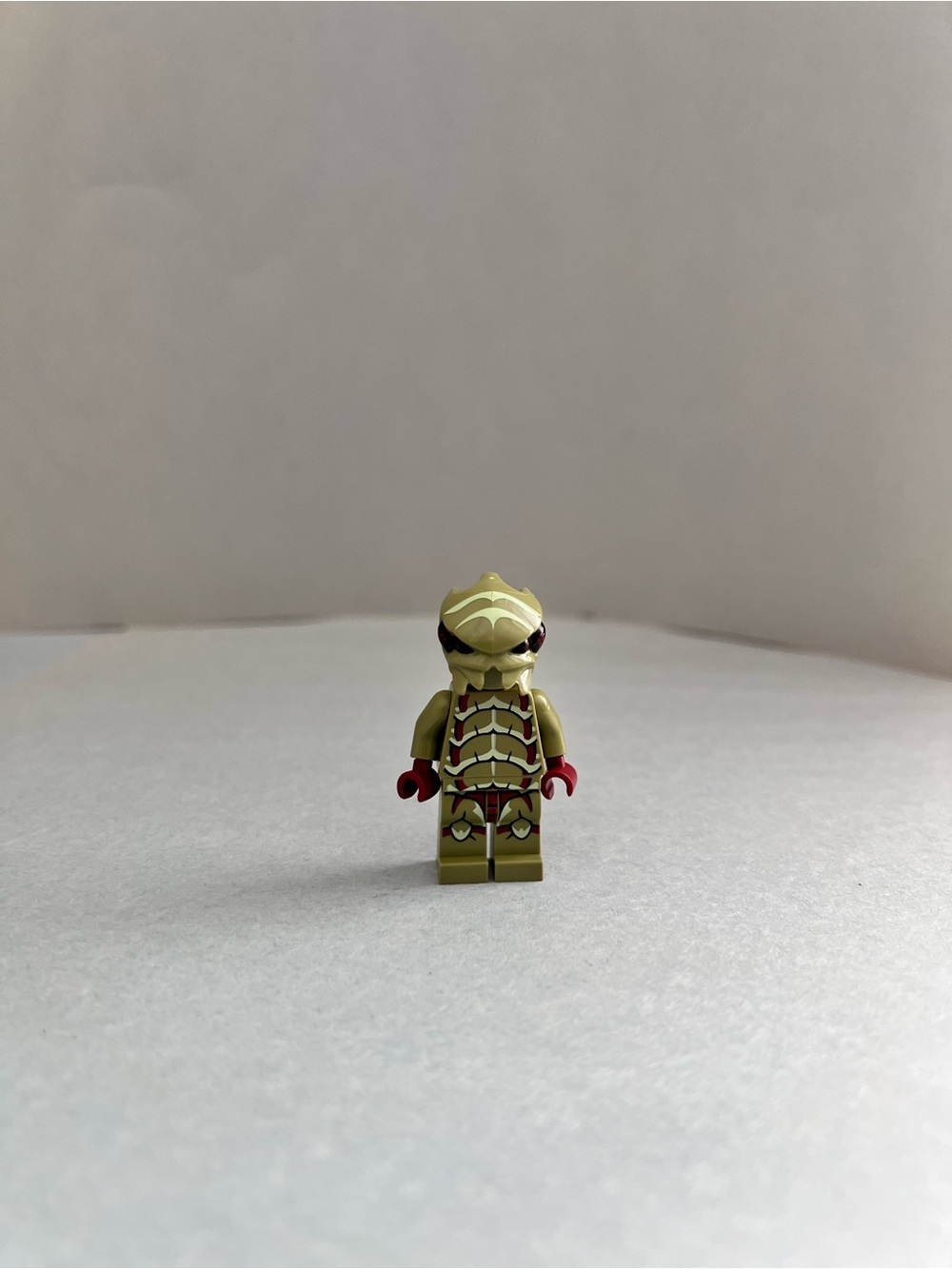 LEGO Space Alien Buggoid Minifigure